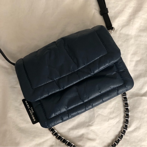 ❌SOLD!!!❌ Marc Jacobs The Pillow Bag crossbody chain purse - Picture 4 of 9